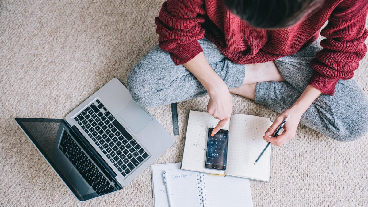 how-to-split-bills-with-your-roommates-without-pissing-each-other-off