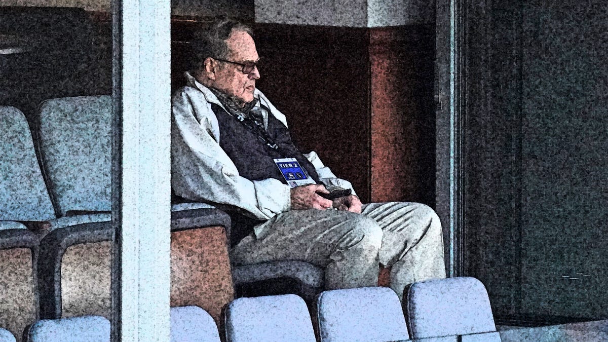 Jerry Reinsdorf is holding White Sox fans hostage