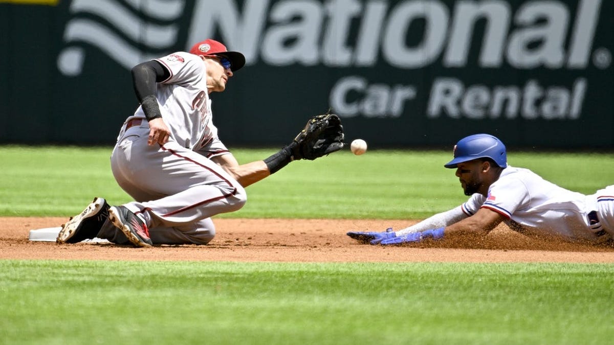 Christian Walker powers the Arizona Diamondbacks to a series win