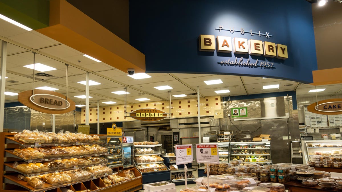 11 Things You Didn't Know Your Grocery Store's Bakery Can Do for You