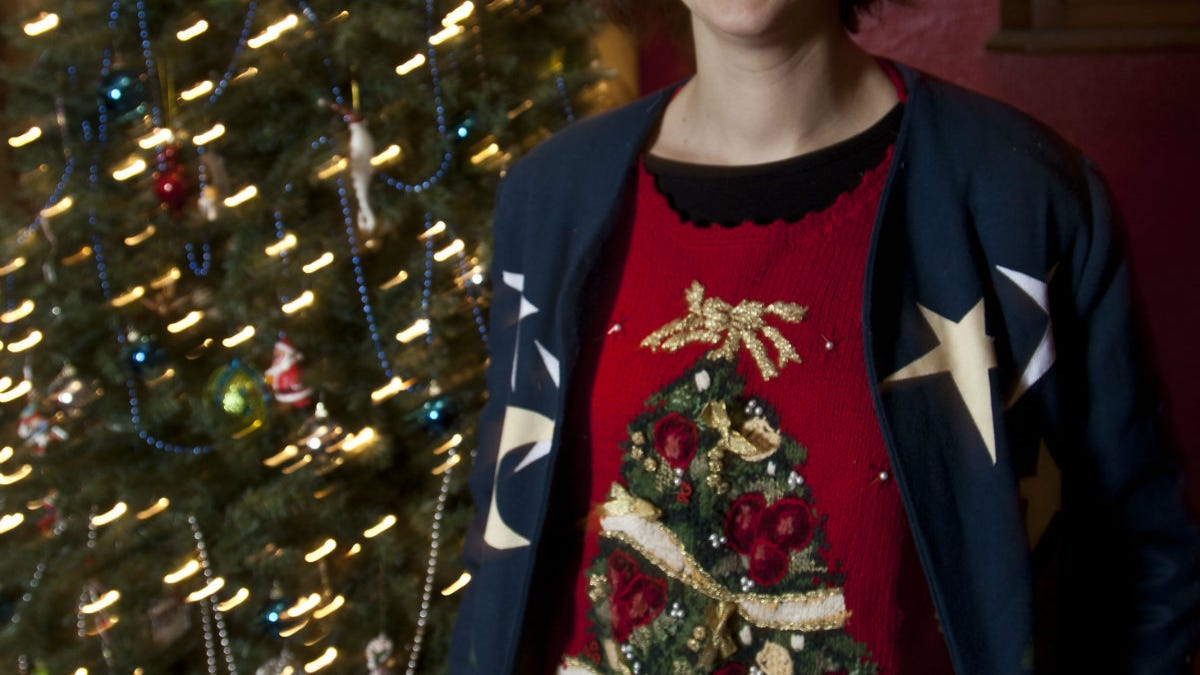 my-hunt-for-the-ugliest-sweater-taught-me-the-real-meaning-of-christmas
