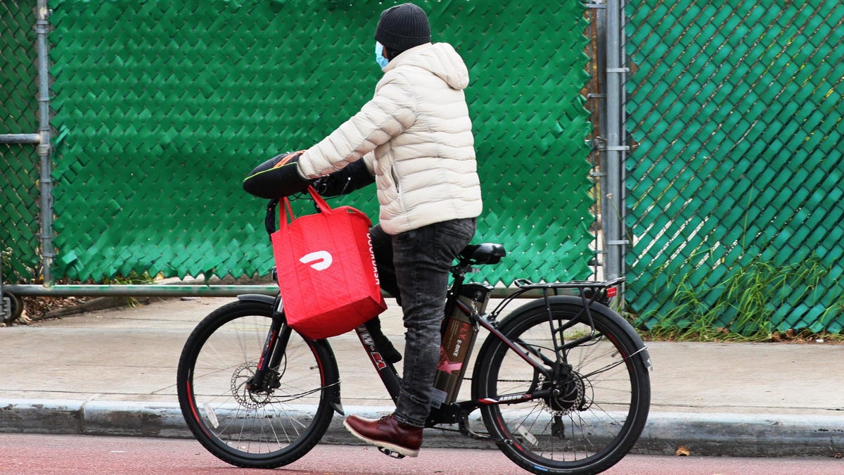 DoorDash Settlement Would Pay a Paltry 130 to Workers
