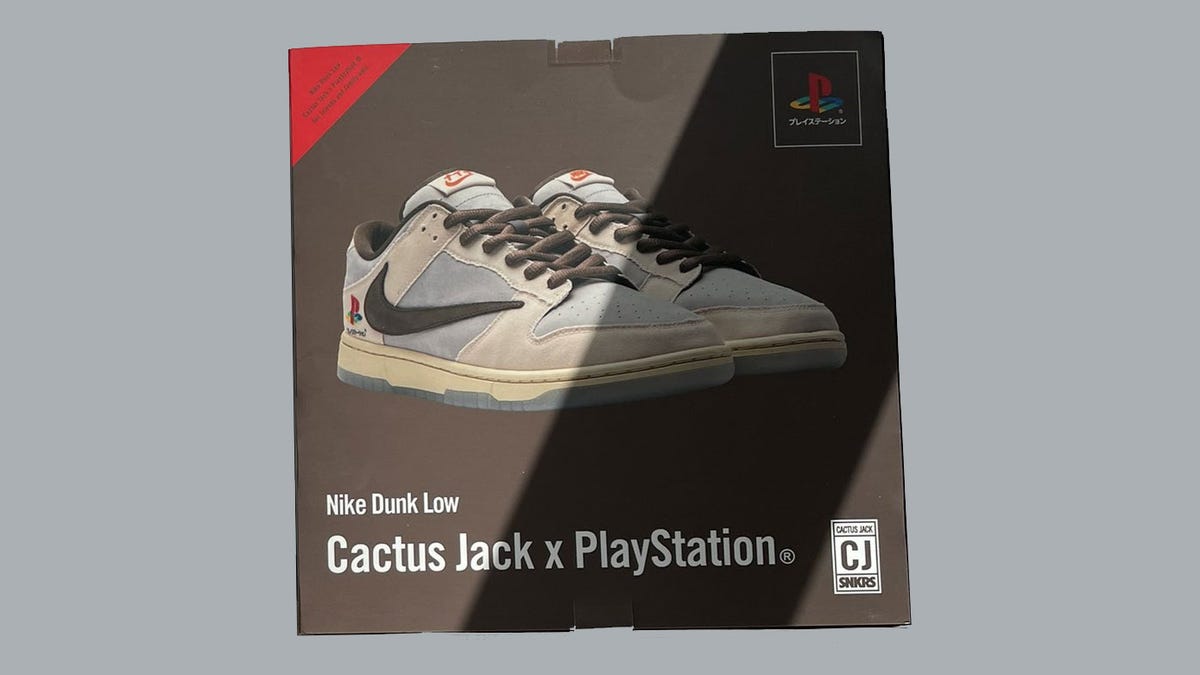 Travis Scott x Nike x PlayStation Dunk Lows A PS1 Box