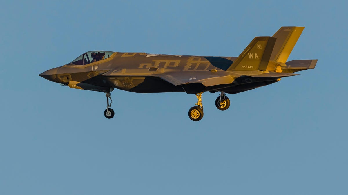 F-35 Pilot Safely Ejected from Plane Before It Crashed in Texas