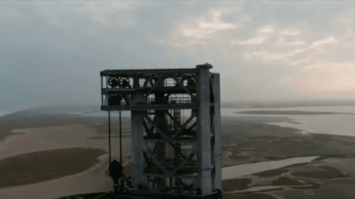 Elon Musk Tweets Video of ‘Mechazilla’ Tower That Will Catch a Rocket
