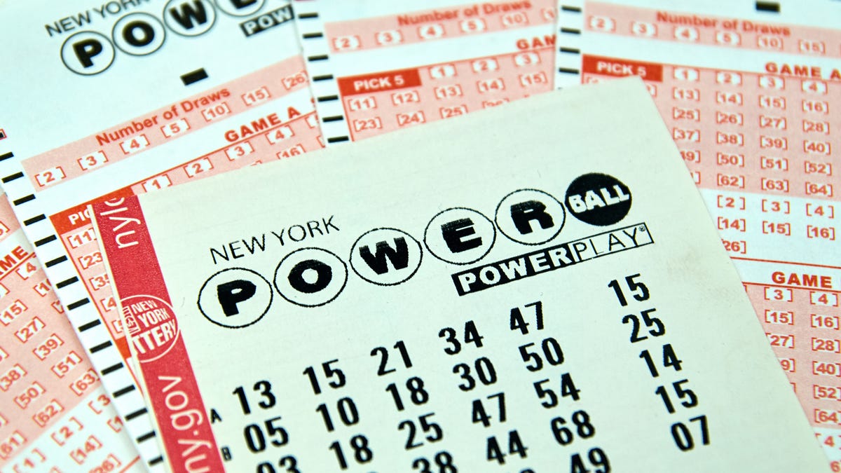 If You're Playing the Powerball Lottery, Here's How To Improve Your (Infinitesimal) Chances of Winning