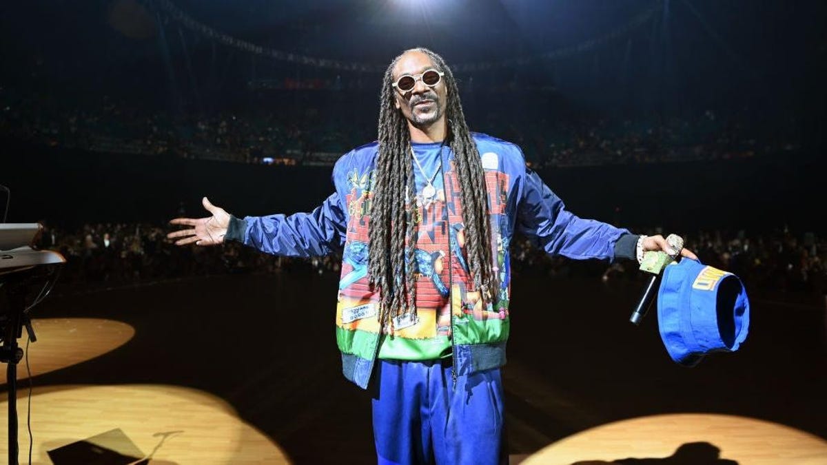 Snoop Dogg Comes to His Senses, Puts Death Row Records' Catalog Back on Streaming Services