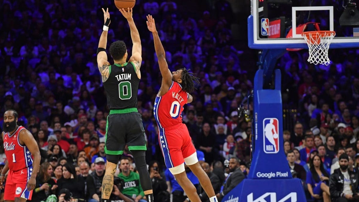 Read more about the article Jayson Tatum, Celtics bounce back, beat Sixers in Game 3
