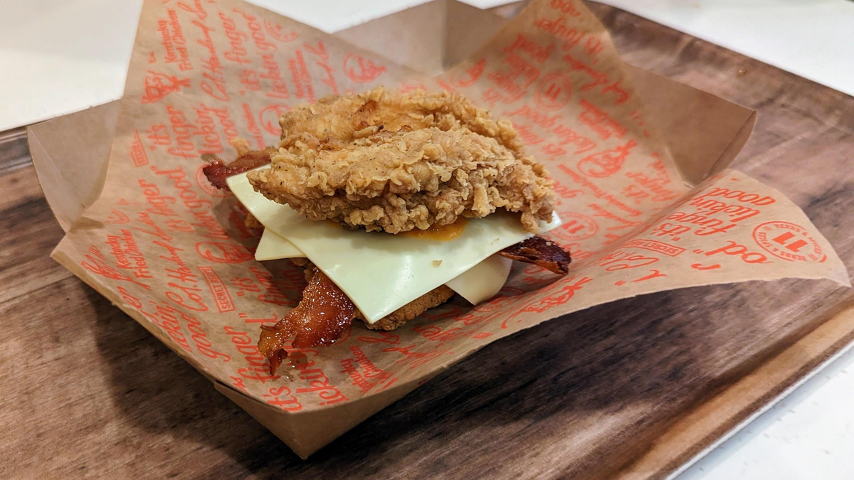 KFC Double Down KelsaIoanna