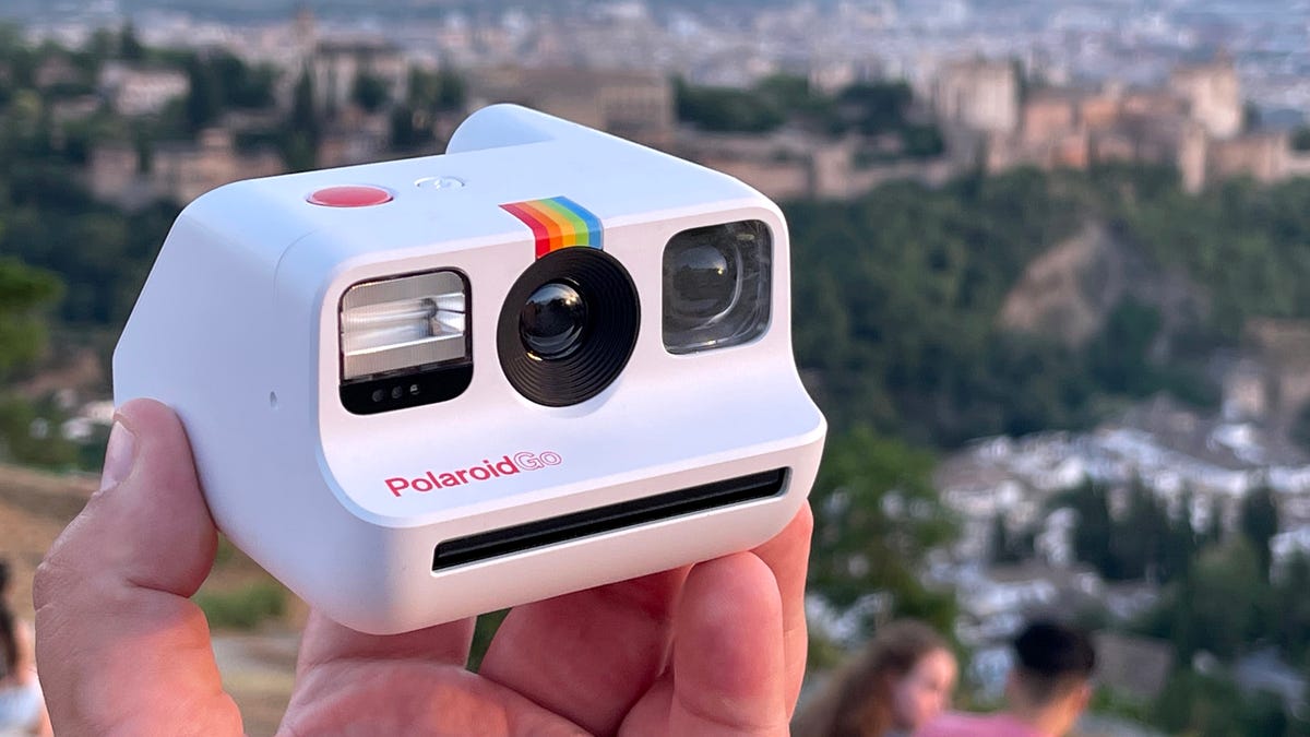 Polaroid Go: probamos cámara más pequeña del mundo