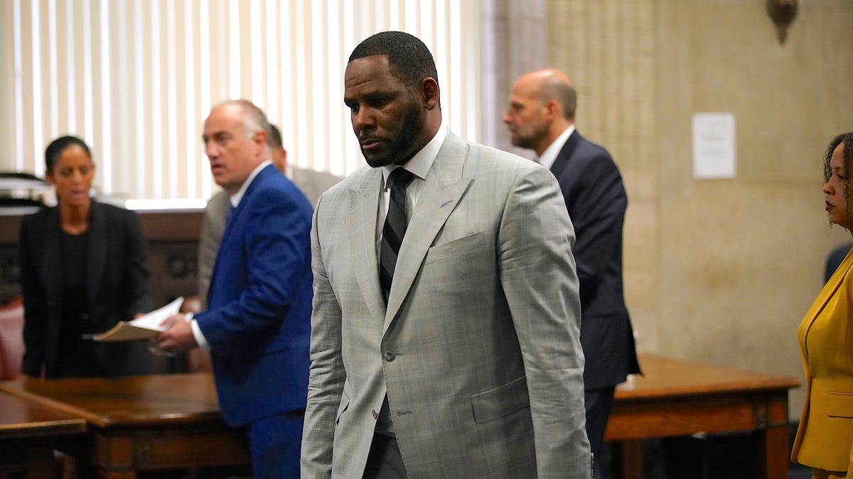 R. Kelly married Aaliyah so he could get an abortion