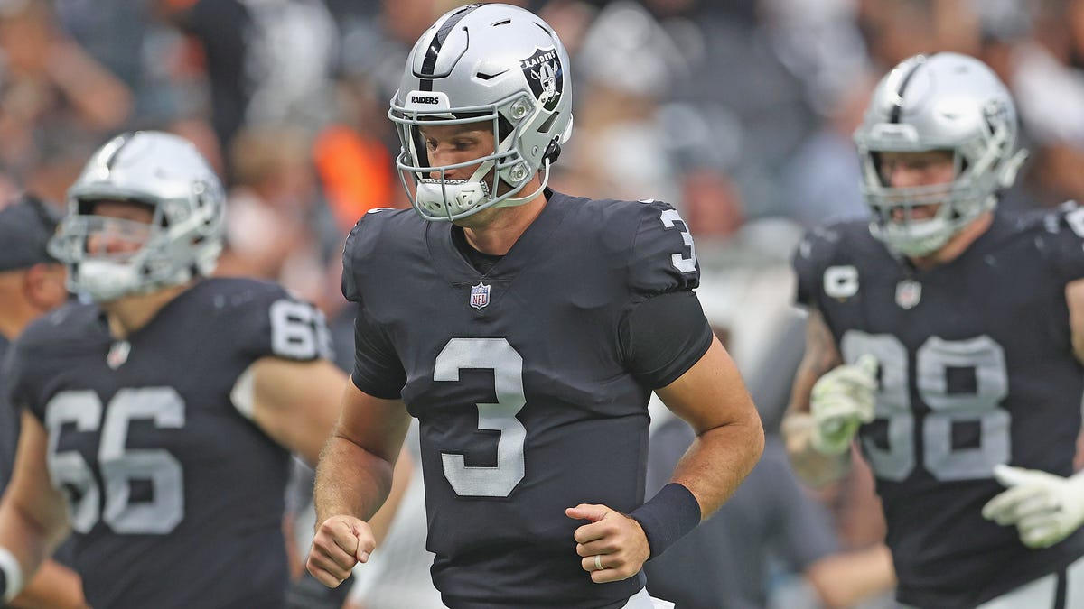 The Raiders are keeping Nathan Peterman around — why?