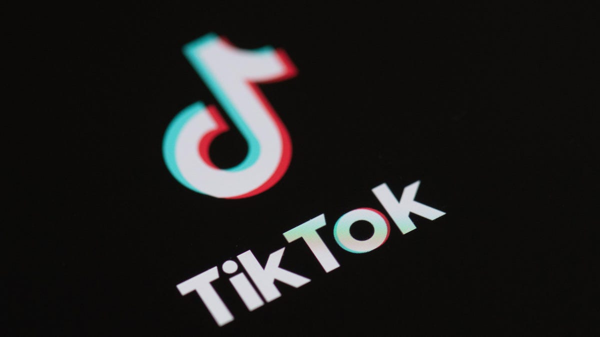 Ex moderadores de TikTok demandan por trauma en el trabajo