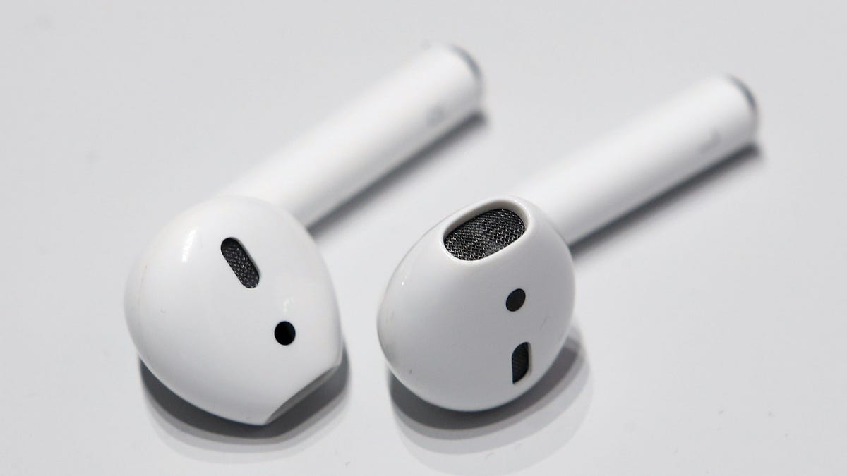 nåde bakke guide Are your AirPods getting quieter? It's time to clean them. Here's how