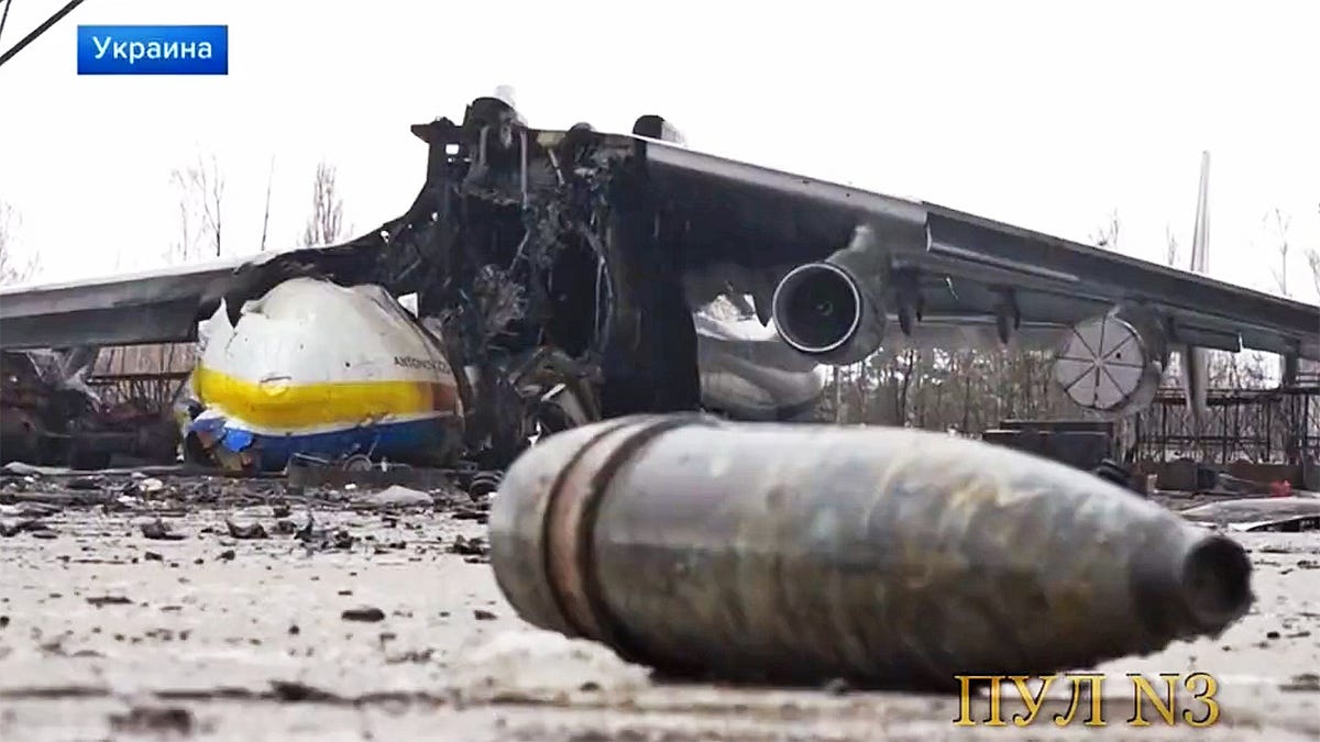 Filmmaterial aus der Ukraine zeigt die einzige zerstörte Antonov An-225 Mriya