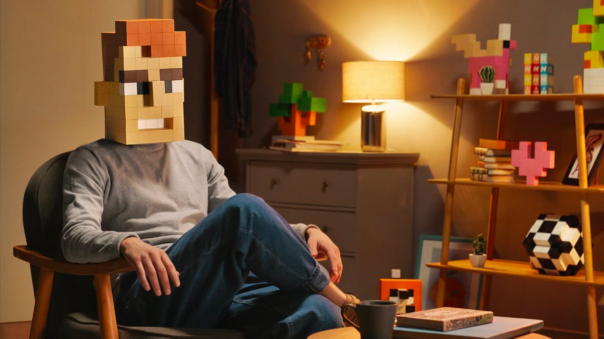 You Can Minecraft Your Life With These Pixelated Building Toys - Gizmodo (Picture 1)