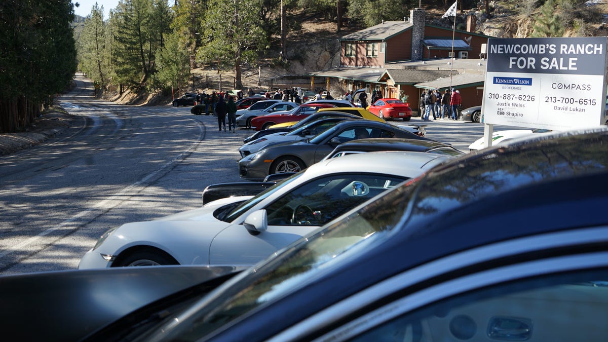 photo of Icy, Dirty Roads Can't Keep the Good Vibes Breakfast Club Down image