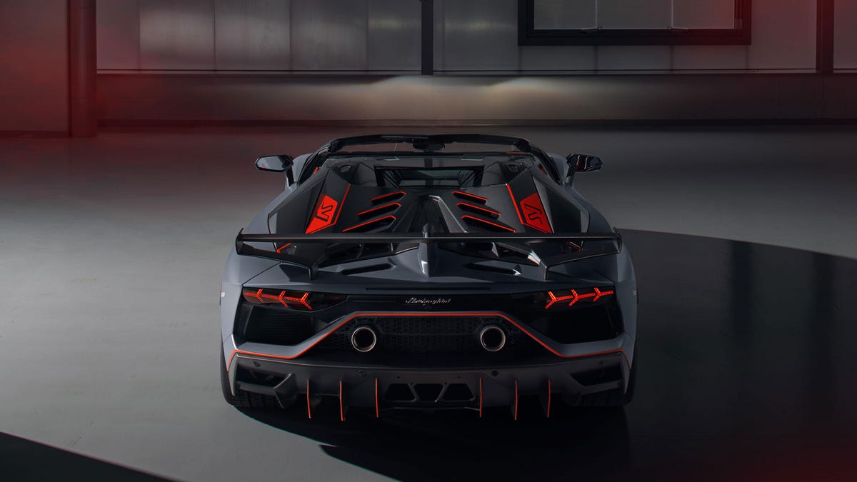 Lamborghini's Synthetic Fuels Will Keep It Making V10 Supercars