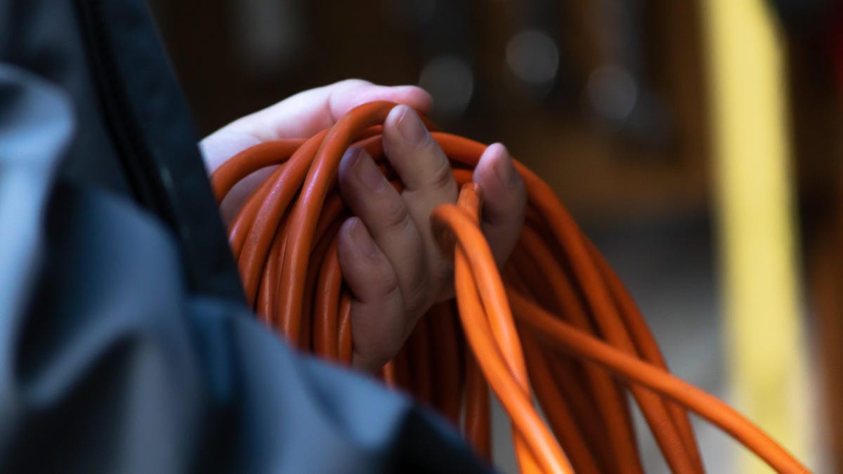 Why You Should Never Make (or Even Buy) a Male-to-Male Extension Cord thumbnail