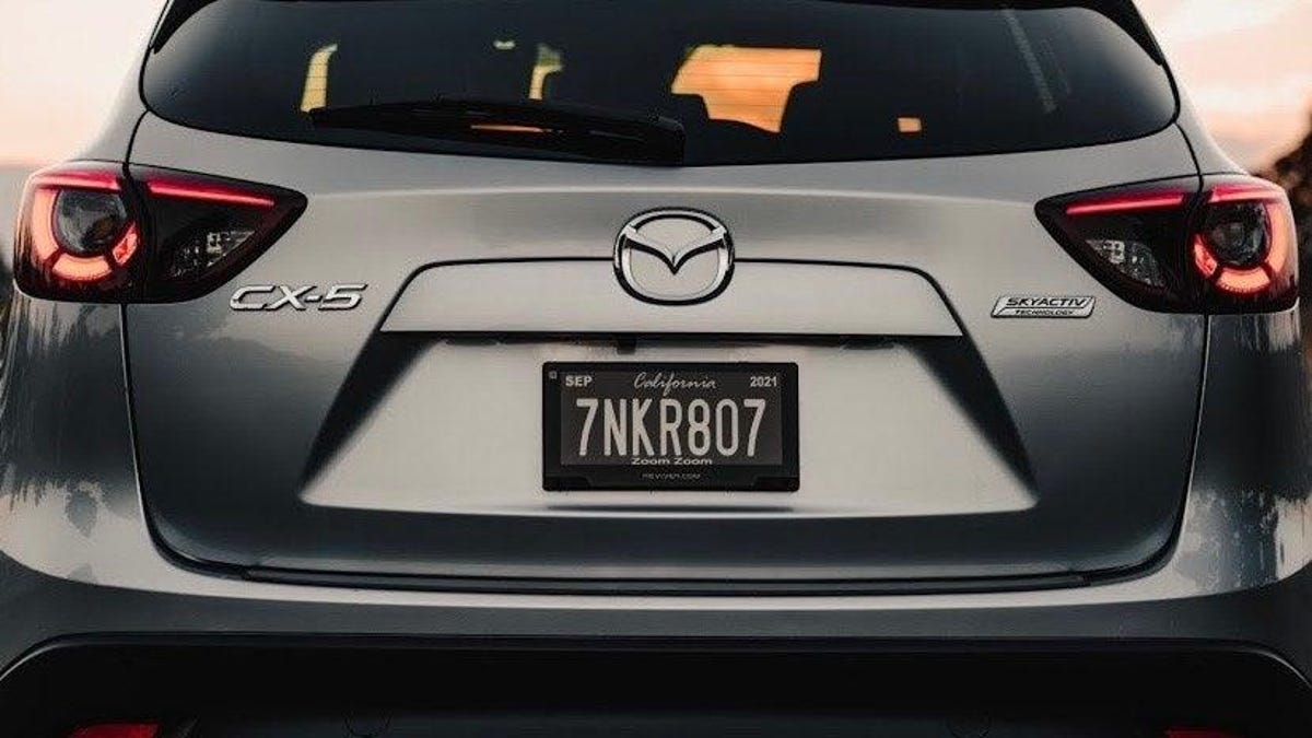 Researchers hacked California’s new digital license plate