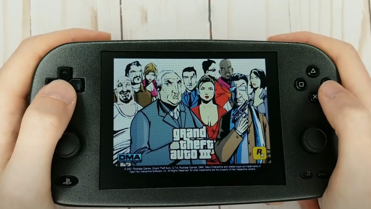 Regenerativ Præfiks operatør Portable PS2 Looks Great, Plays Grand Theft Auto 3