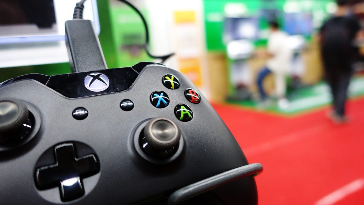 Microsoft brings some good firmware updates to the Xbox controller