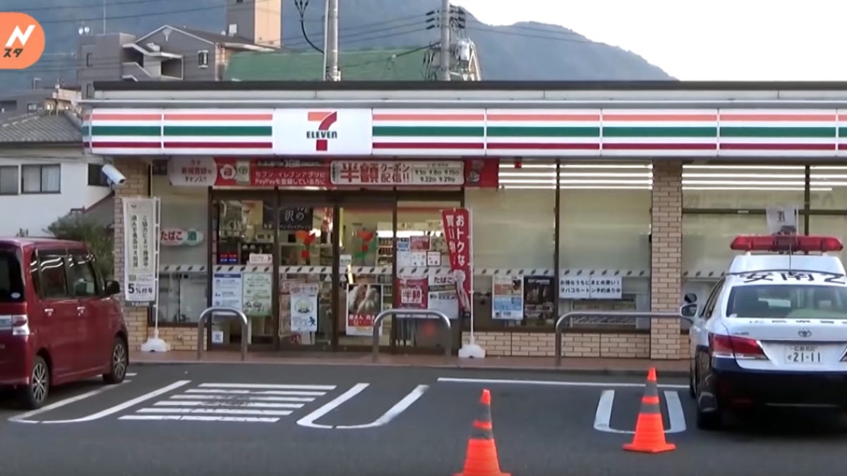 日本でポケモンカードの盗難の疑いが全国ニュースで報道ドゥェダ