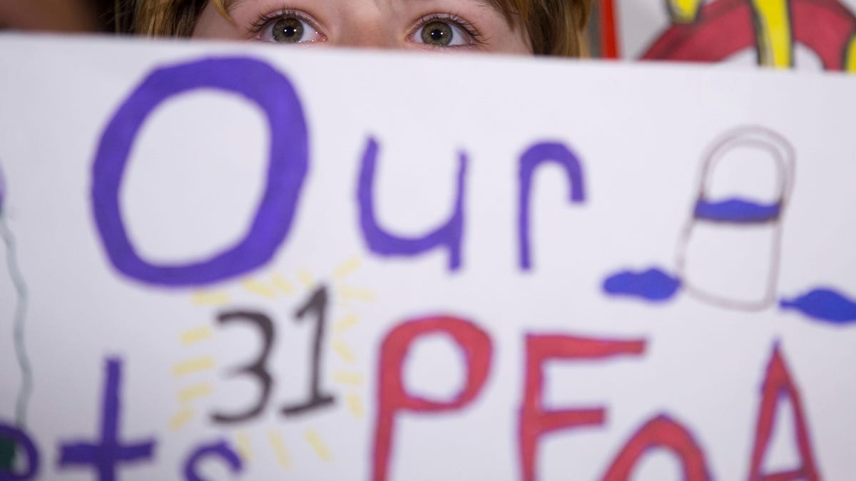 PFOA Teflon chemical contaminating drinking water may be banned