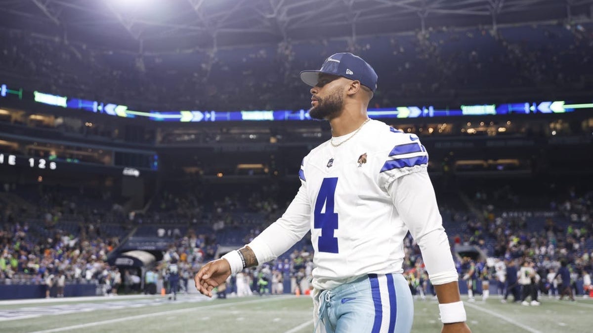 Cowboys' Jerry Jones: Trey Lance Trade Doesn't Impact Dak Prescott Contract  Talks, News, Scores, Highlights, Stats, and Rumors