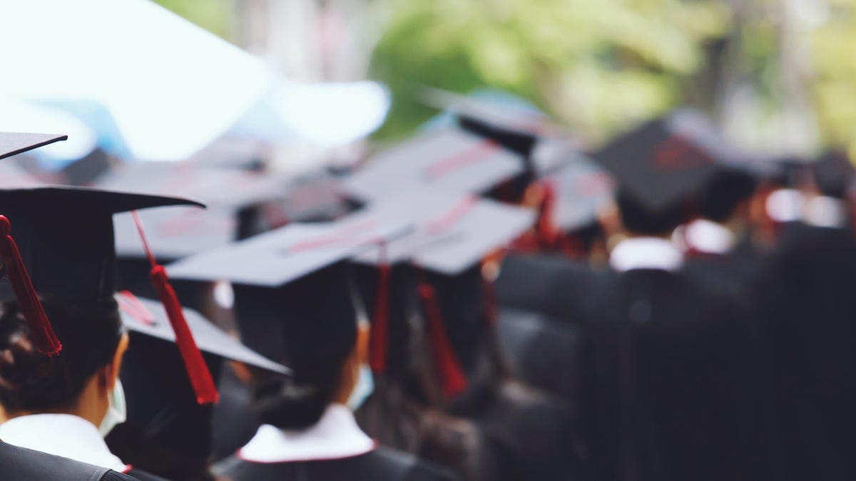 The Three-Step Financial Checklist Every College Grad Needs