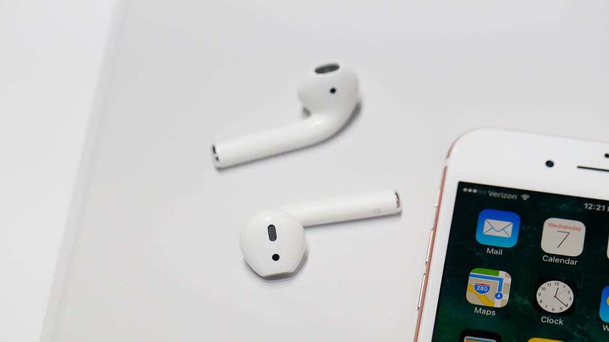 Apple Is Rolling Out a Manual Firmware Updater for AirPods