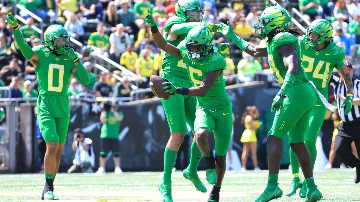 Is Oregon next to bolt Pac-12 for Big Ten?