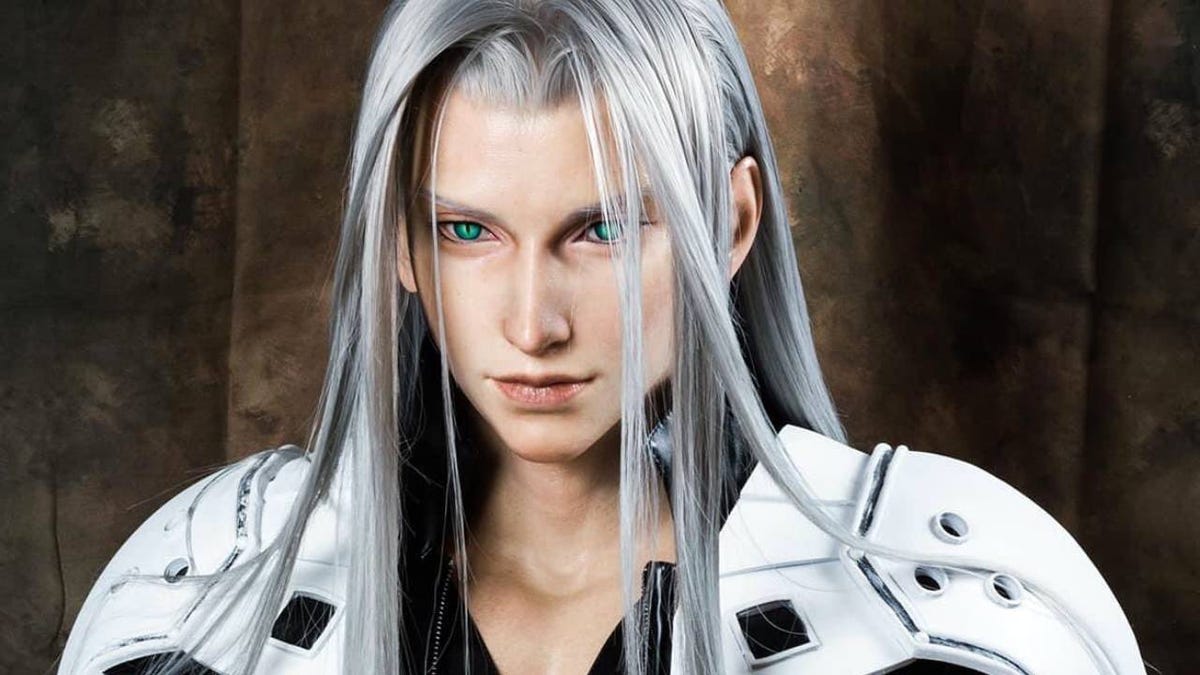 Life-Sized Final Fantasy Bust Has Realistic Sephiroth Nipples, And They're Excited To See You thumbnail