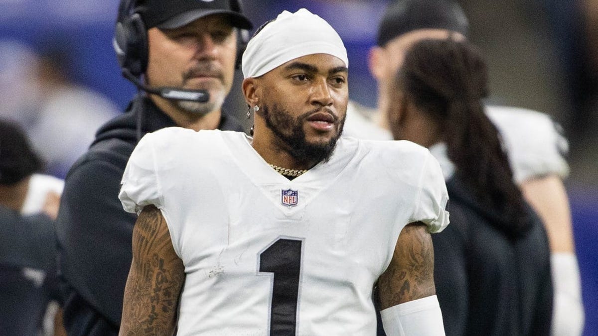 You are currently viewing WR DeSean Jackson hints at retirement after 15 seasons