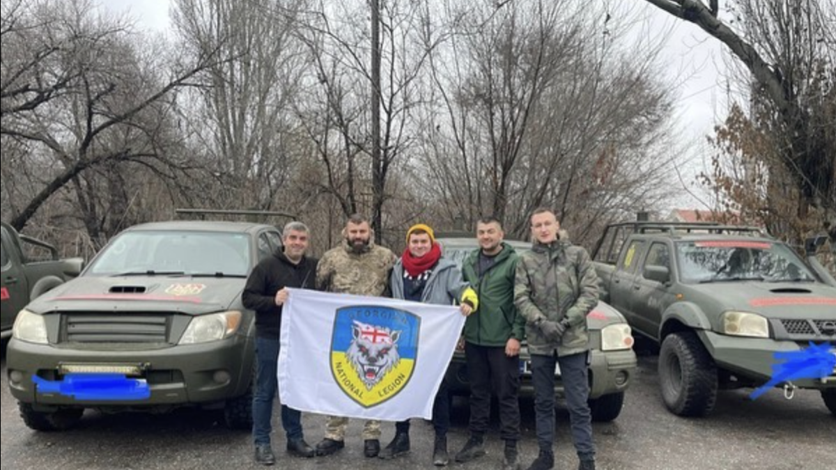 Right Hand Drive Trucks Help Ukrainian Soldiers Fool Russians