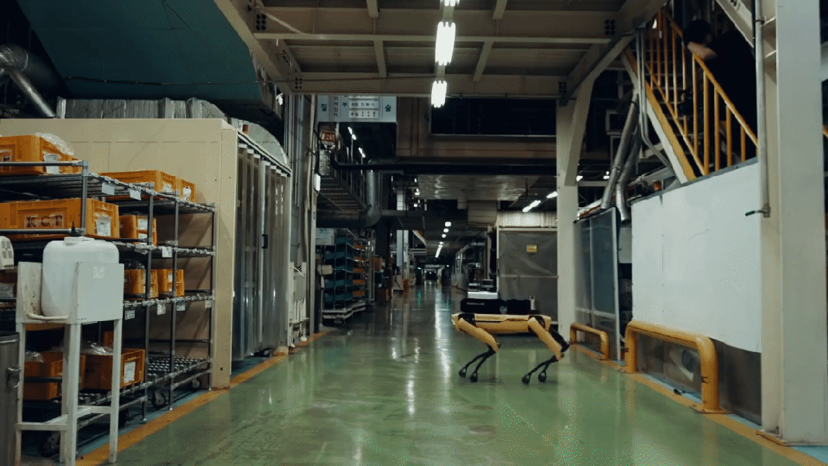 Boston Dynamics' robot is now a guard dog at Korean auto plant