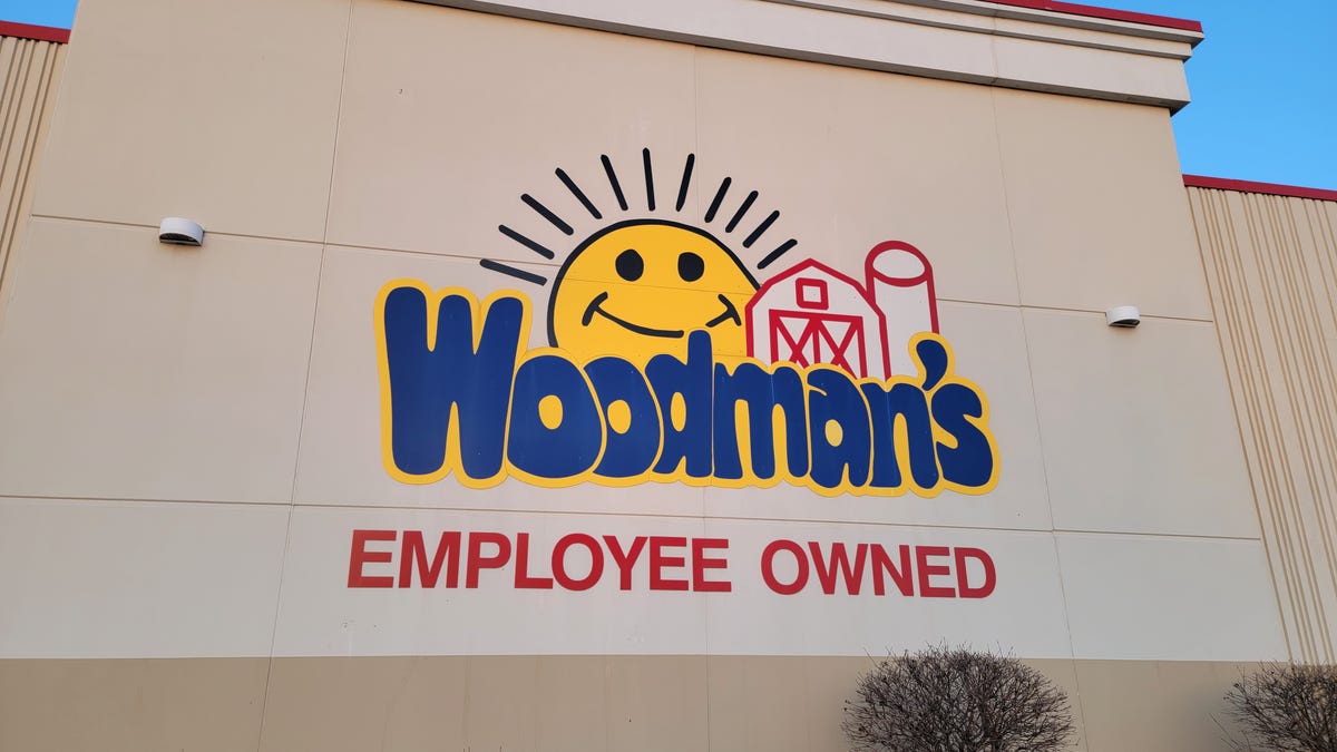 The Layout of Woodman's Market Makes No Sense