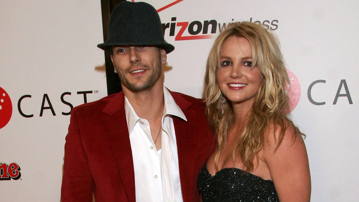 Mom (Britney Spears) and Dad (Kevin Federline) Are Fighting