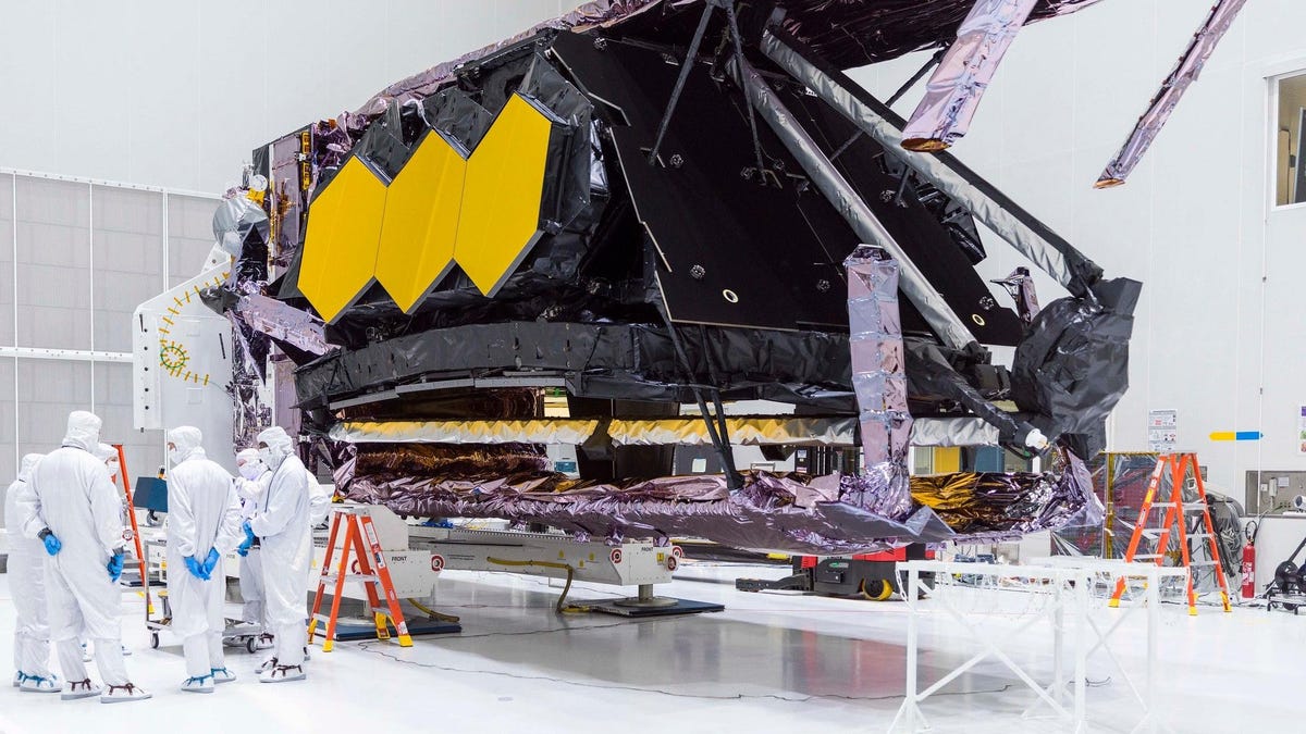 NASA „Very Late Web Telescope“ šį kartą tiesiogine prasme pasiekė dar vieną smūgį