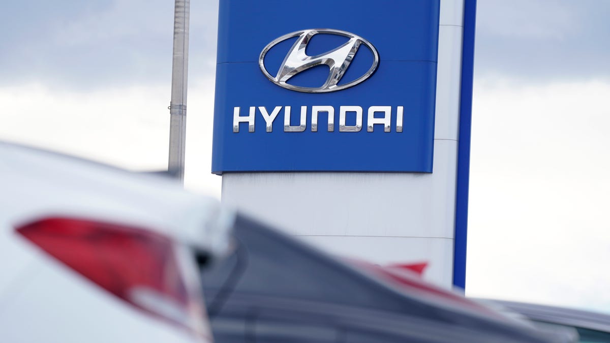 Hyundai and LG will invest an additional $2B into making batteries at Georgia electric vehicle plant