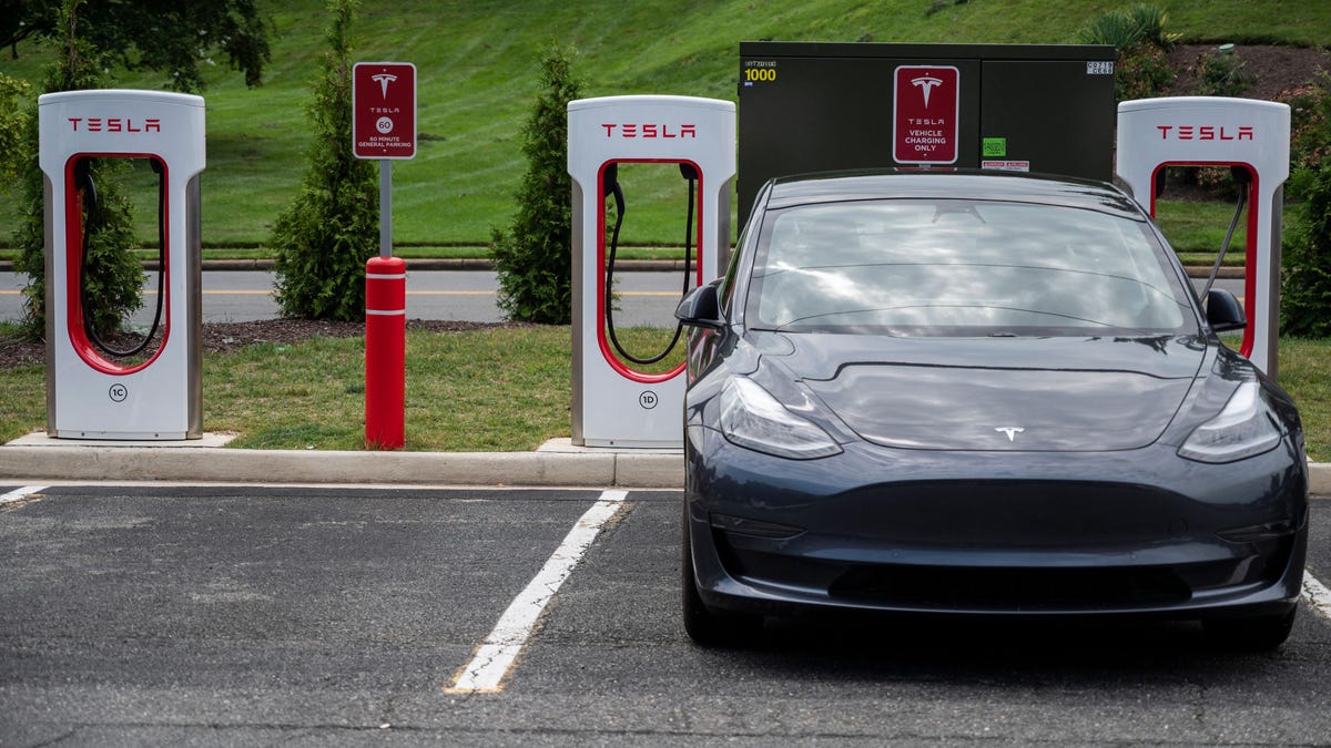 The head of the NTSB has a real conversation for Tesla