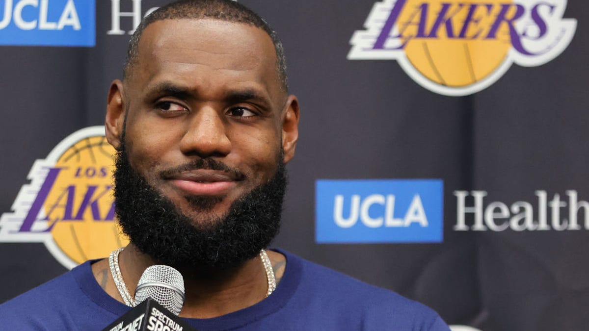 Lebron James To Commissioner Adam Silver: Let’s Finally Bring An NBA Franchise To Las Vegas