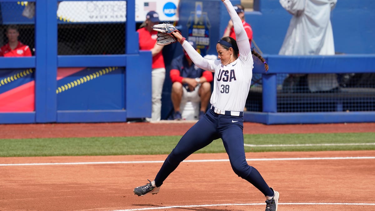 Cat Osterman tells Deadspin about her return to Olympic softball ahead of the Ga..