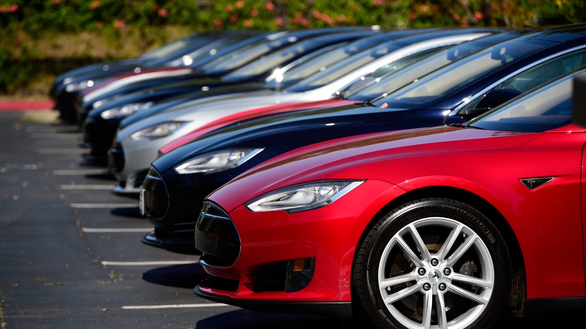 Tesla S Model S Outsold Germany S Flagship Sedans In Europe