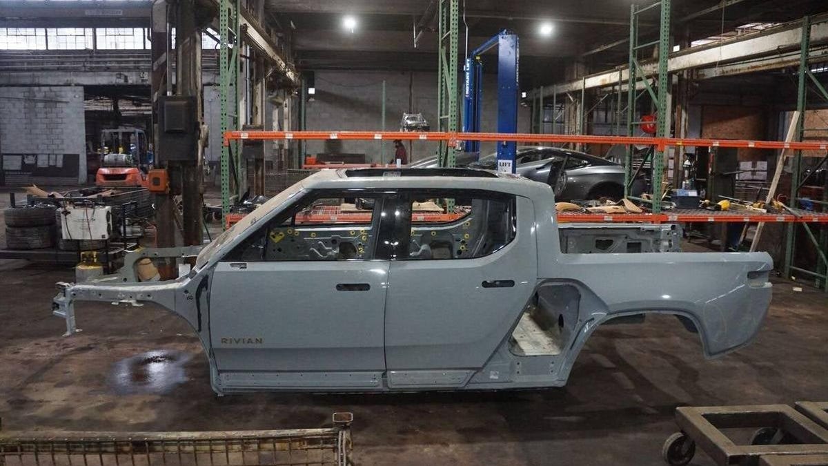 Your Next Project Car Should Be This Rivian R1T