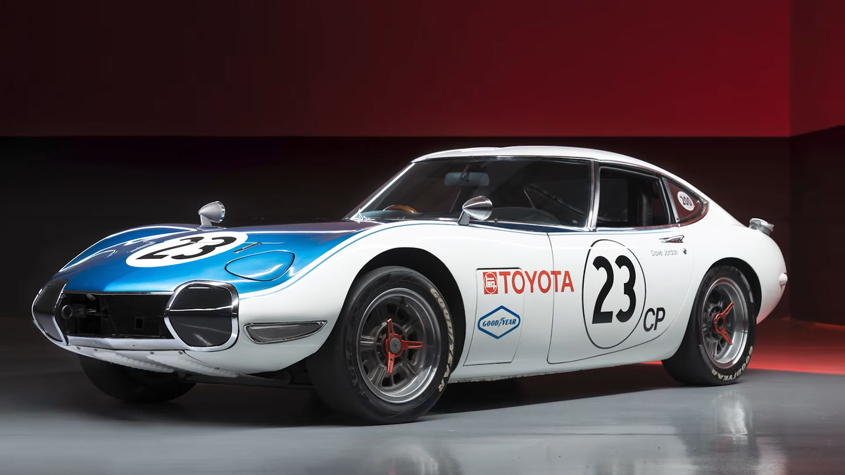 This Toyota 2000GT Is Now The Most Expensive Japanese Car Ever