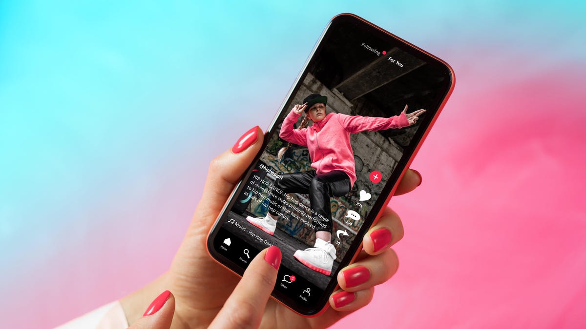 Tiktok Paywall Lets Creators Charge Up To 190 For Access To Their Videos 9405