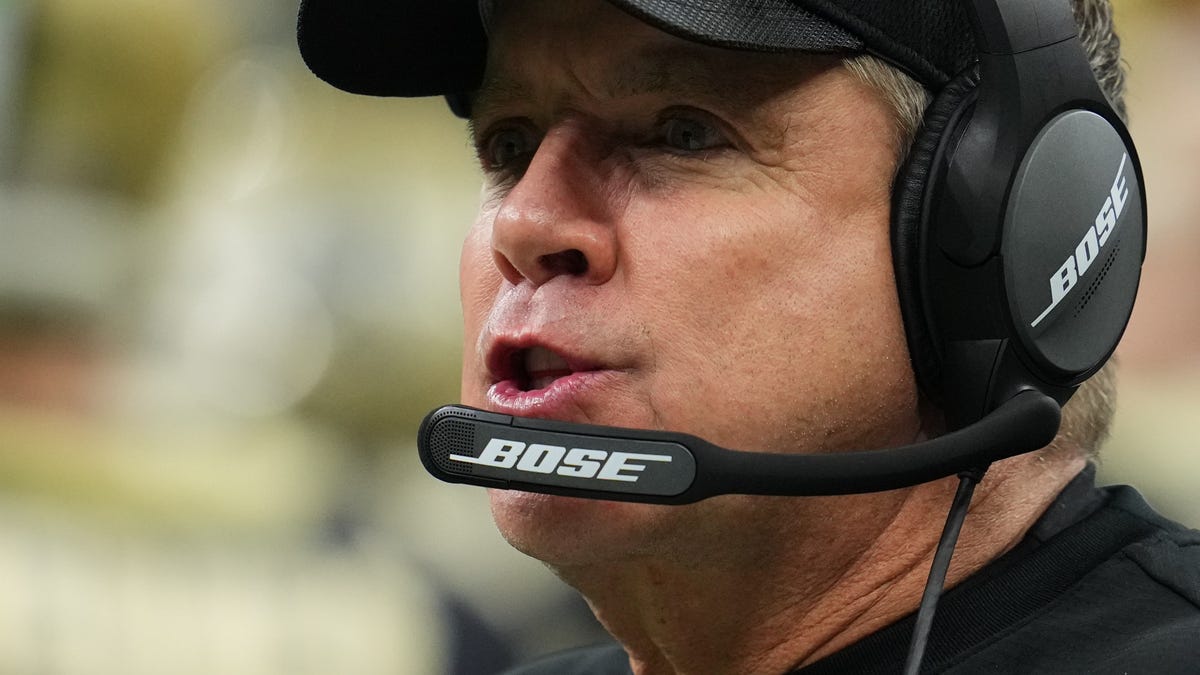 Denver Broncos hire ex-Saints HC Sean Payton to 5-year deal