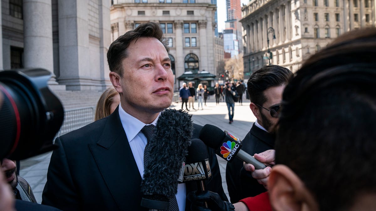 Elon Musk is accused again of Dogecoin insider trading