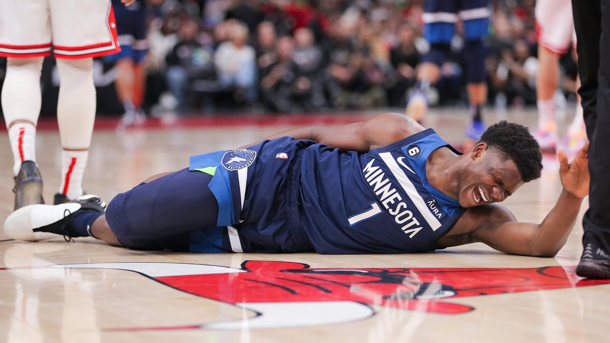 Con Anthony Edwards lesionado, la temporada de los Timberwolves empeora